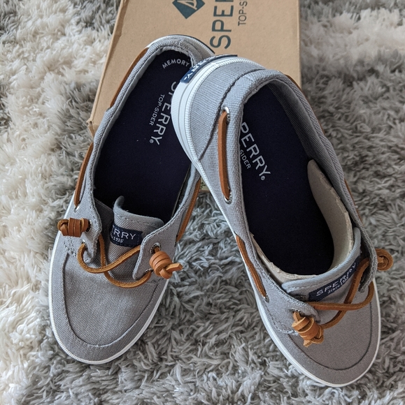 New Crest Gray Slip on Sperry's- Size 6.5 - Picture 4 of 6